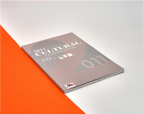 深圳企業畫冊印刷/騎馬釘畫冊產品手冊/無線膠裝對裱精裝A4畫冊制作